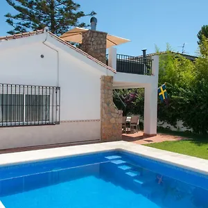 https://villa-marysol-sleeps-6.es-andalucia.com