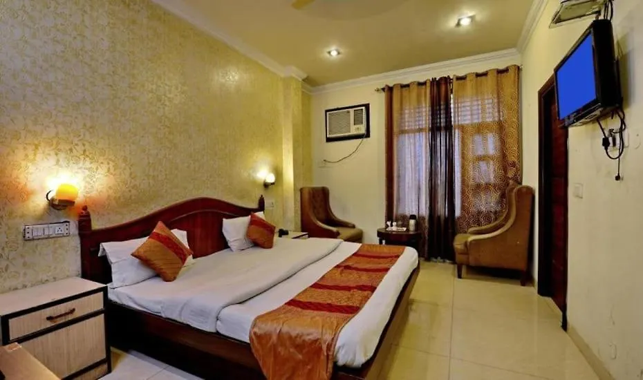 Hotel Diamond Inn Chandīgarh